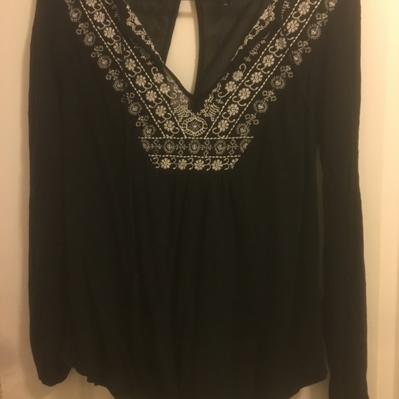 Jessica Simpson Embroidered Top - Picture 2 of 3